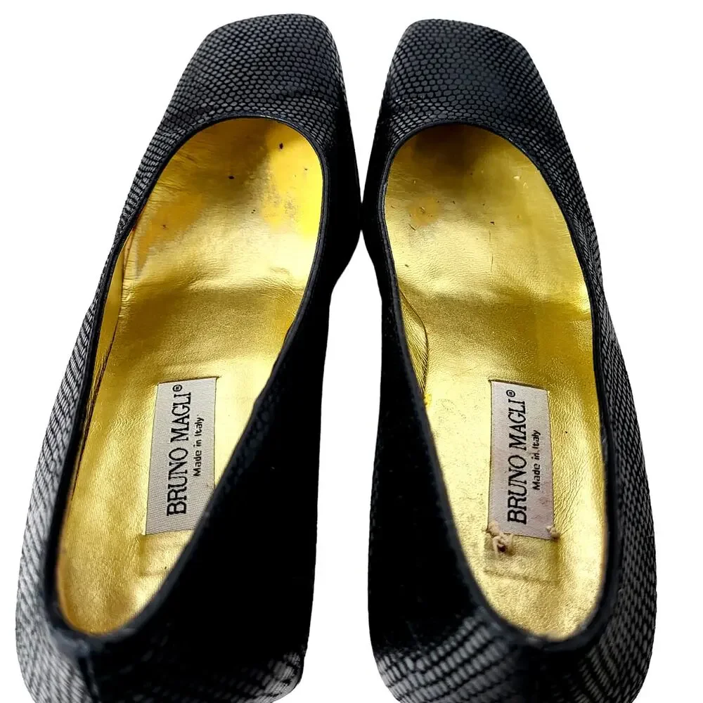 Bruno Magli Black Embossed Leather Contemporary Classic Pump‎ Shoes Size 6 #560